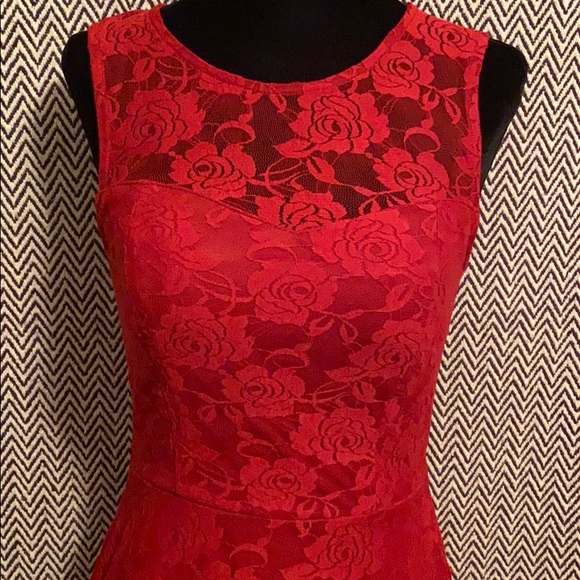 NWOT XS red lace dress juniors - Picture 2 of 4